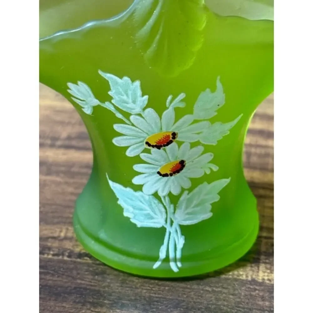 Westmoreland green frosted